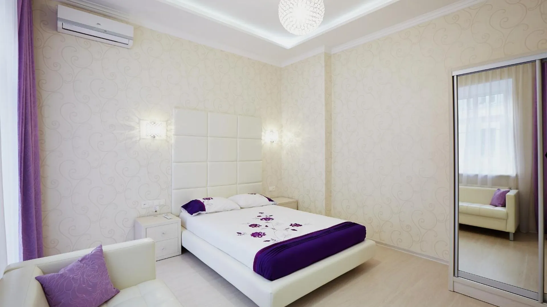 Crystal Apartments Lviv