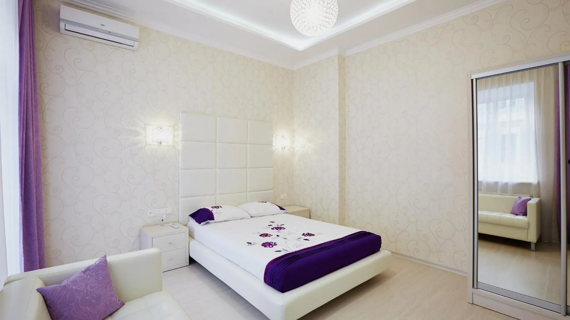Crystal Apartments Lviv
