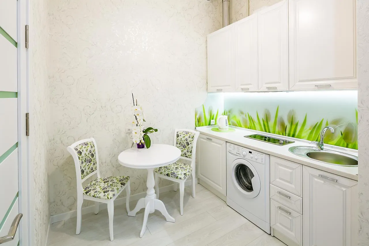 Crystal Apartments Lviv 0*,